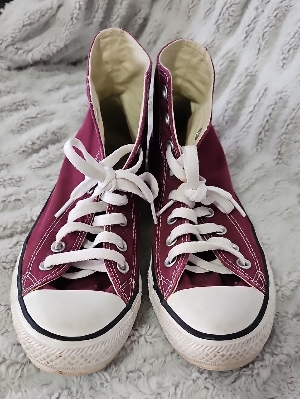 Converse Chuck Taylor All Star High Top Sneakers in Burgundy